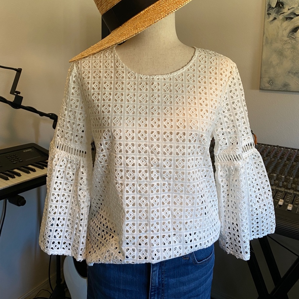 White Bell Sleeve Blouse!!